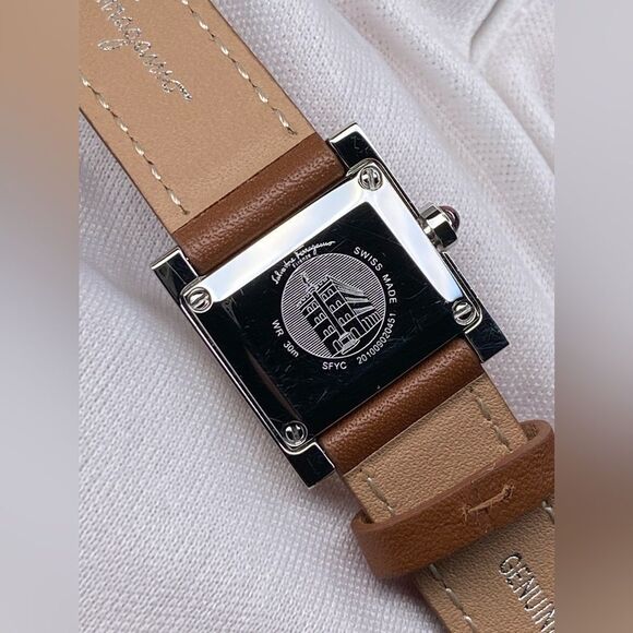 Ferragamo Square Brown Leather Strap Watch 19mm - Picture 10 of 15